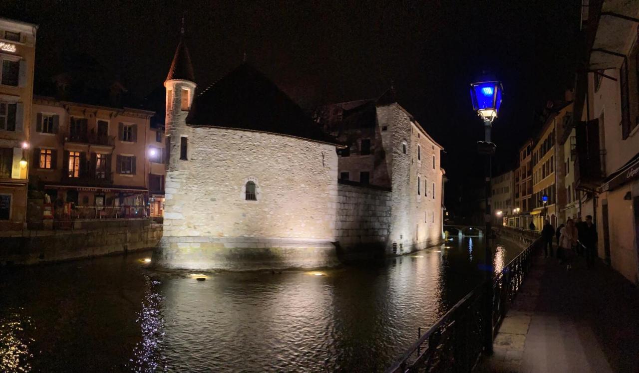 Gite Urbain Au 2Bis - Annecy Eksteriør bilde