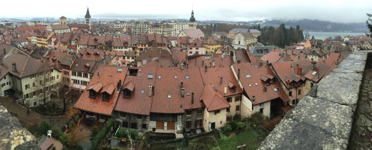 Gite Urbain Au 2Bis - Annecy Eksteriør bilde